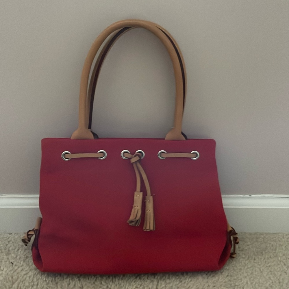 Dooney and Bourke tote bag